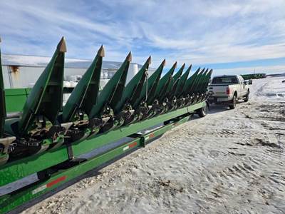 John Deere 618C Corn Head