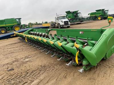 John Deere 618C Corn Head