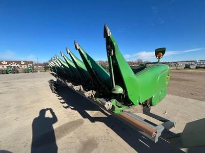 John Deere 712C Corn Head