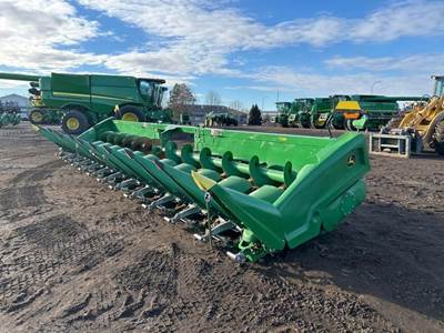 John Deere C12R Corn Head