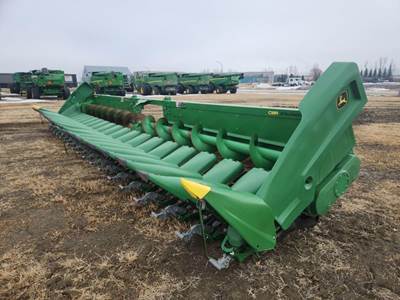 John Deere C18R Corn Head