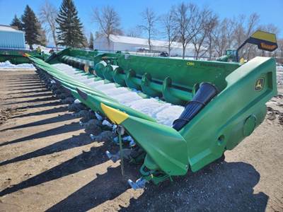John Deere C18R Corn Head