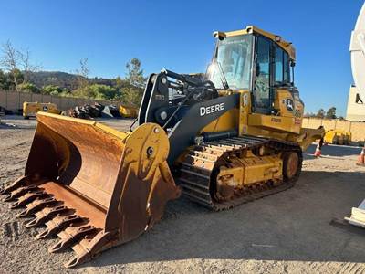 John Deere 755K Crawler Loader