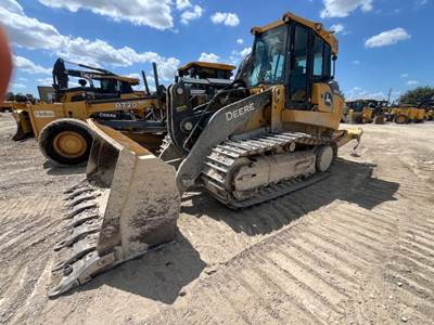 John Deere 755K Crawler Loader