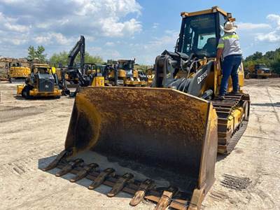 John Deere 755K Crawler Loader