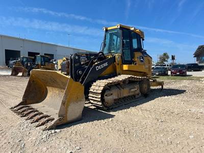 John Deere 755K Crawler Loader