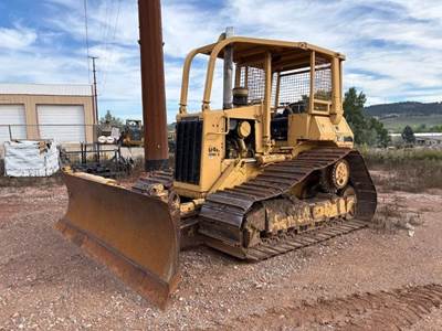 Caterpillar D4H Dozer