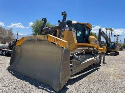 John Deere 1050K Dozer