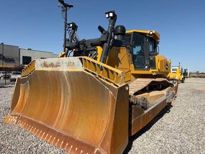 John Deere 1050K Dozer
