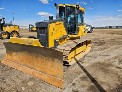 John Deere 700 P-TIER LGP Dozer