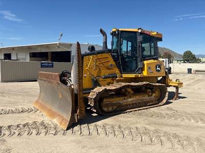 John Deere 700L LGP Dozer