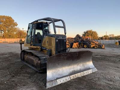 John Deere 750K Dozer