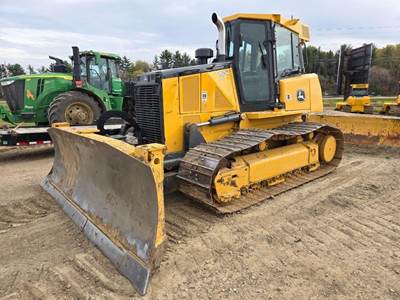 John Deere 750K Dozer