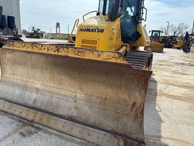 Komatsu D61EX-24 Dozer