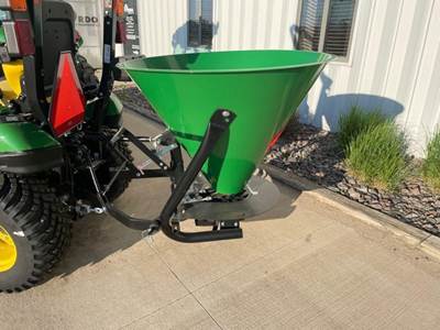 Frontier SS1067B 3 Point / Mounted Dry Fertilizer Applicator