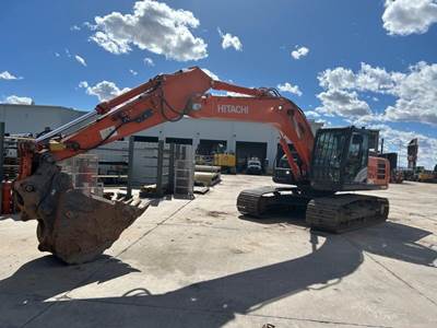 Hitachi ZX210LC-5N Excavator