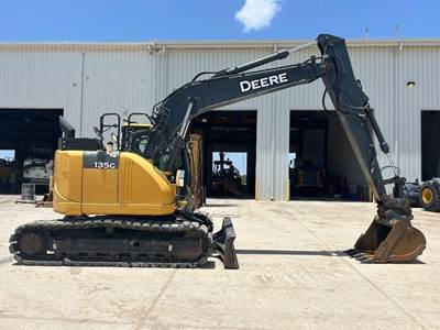 John Deere 135G Excavator