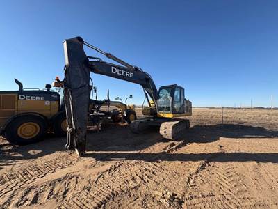 John Deere 160G LC Excavator