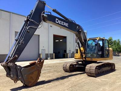 John Deere 200 G-TIER Excavator