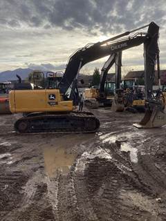 John Deere 200 G-TIER Excavator