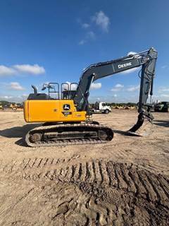 John Deere 200 G-TIER Excavator