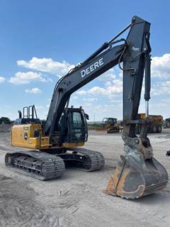 John Deere 200 G-TIER Excavator