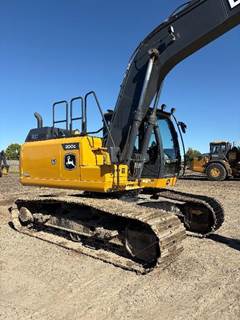 John Deere 200 G-TIER Excavator