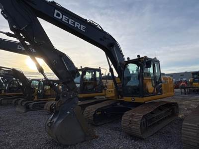 John Deere 200 G-TIER Excavator