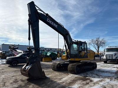 John Deere 200 G-TIER Excavator