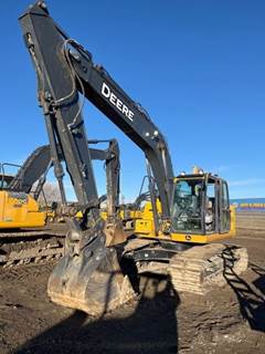 John Deere 200 G-TIER Excavator