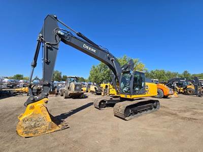 John Deere 210 P-TIER Excavator