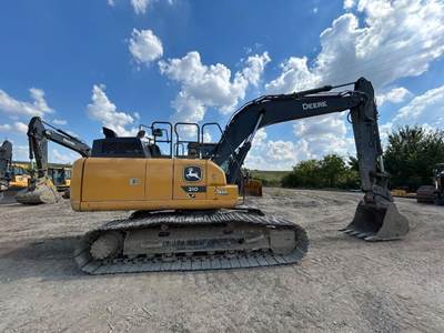 John Deere 210 P-TIER Excavator