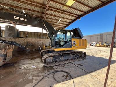 John Deere 210 P-TIER Excavator