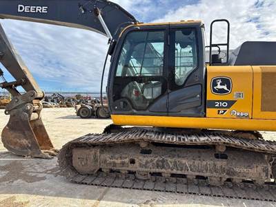 John Deere 210 P-TIER Excavator