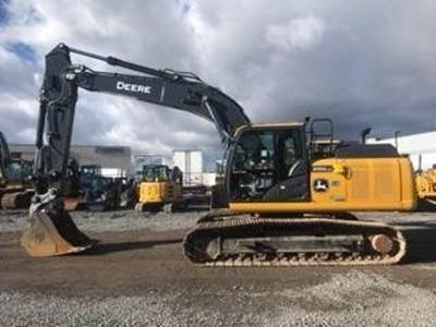 John Deere 210G LC Excavator