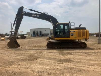 John Deere 210G LC Excavator