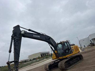 John Deere 210G LC Excavator