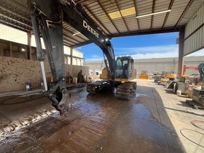 John Deere 210G LC Excavator
