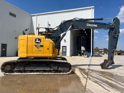 John Deere 245G LC Excavator
