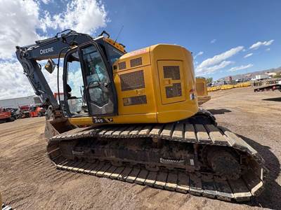 John Deere 245G LC Excavator