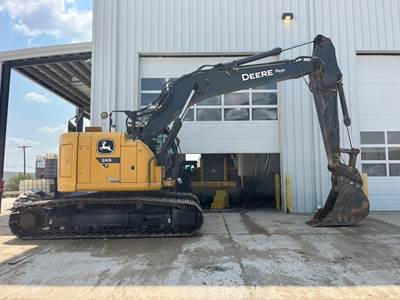 John Deere 245G LC Excavator