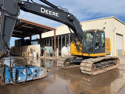 John Deere 245G LC Excavator
