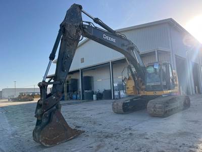 John Deere 245G LC Excavator