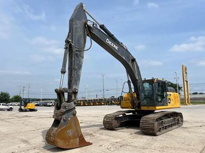 John Deere 300G LC Excavator