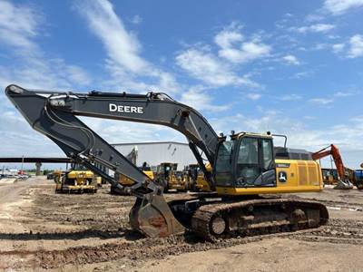 John Deere 300G LC Excavator