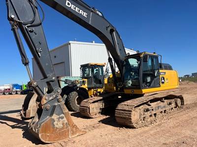 John Deere 300G LC Excavator
