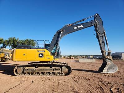 John Deere 300G LC Excavator