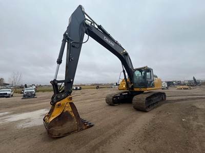 John Deere 300G LC Excavator