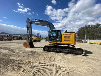 John Deere 345 P-TIER Excavator