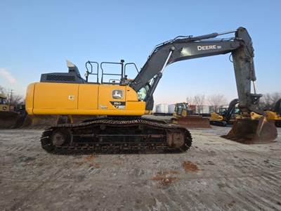John Deere 350 P-TIER Excavator